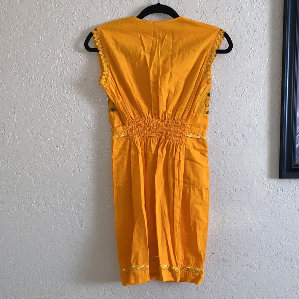 Hand Embroidered Traditional Dress XS - Picture 2 of 3